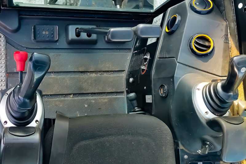 OmecoHub - Immagine JCB 16C-1z